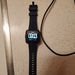 Fitbit Versa with Navy band